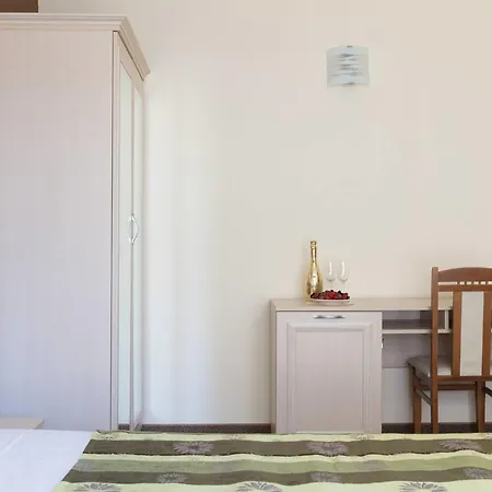 1bedroom W Balcony &kitchen Wifi ❤rx❤ Апартамент *