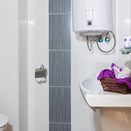 Апартамент 1bedroom W Balcony &kitchen Wifi ❤rx❤ *